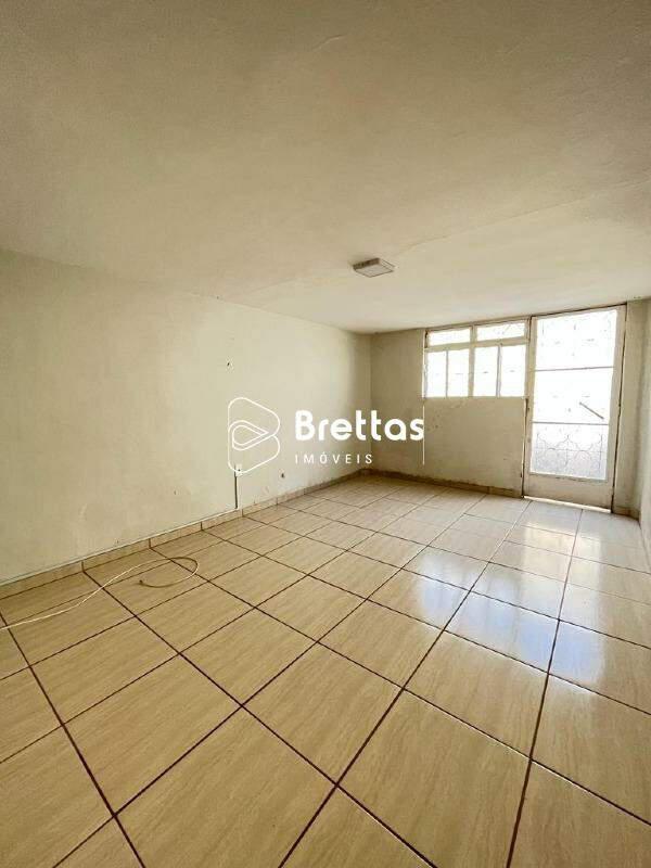 Casa, Centro, 4 Quartos, 3 Vagas, 2 Suítes