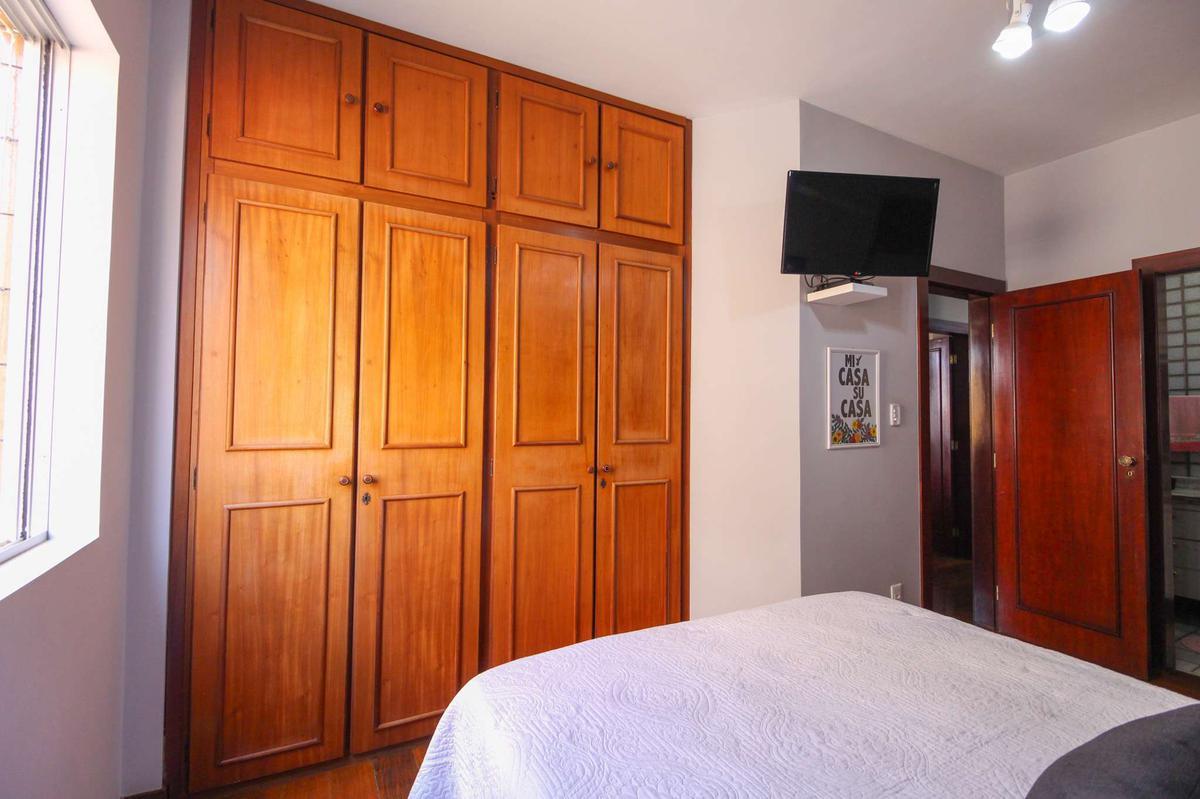 Cobertura, Sagrada Família, 5 Quartos, 2 Vagas, 2 Suítes