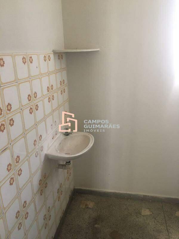 Sala, Barro Preto