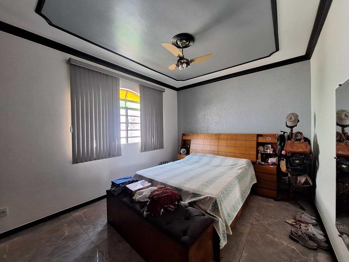 Casa, Jardim Riacho das Pedras, 3 Quartos, 8 Vagas, 2 Suítes