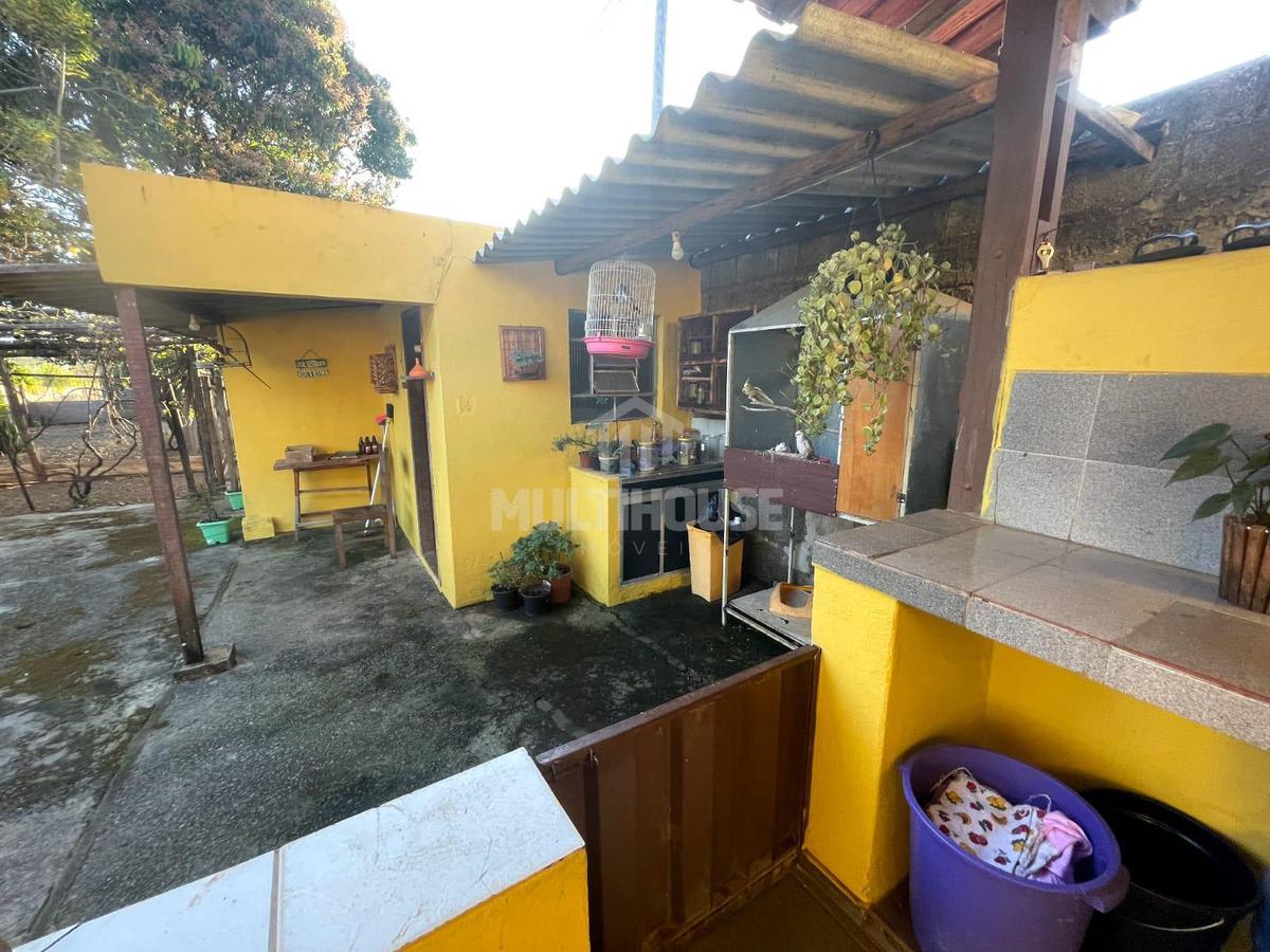 Casa, Centro, 4 Quartos, 1 Vaga, 1 Suíte