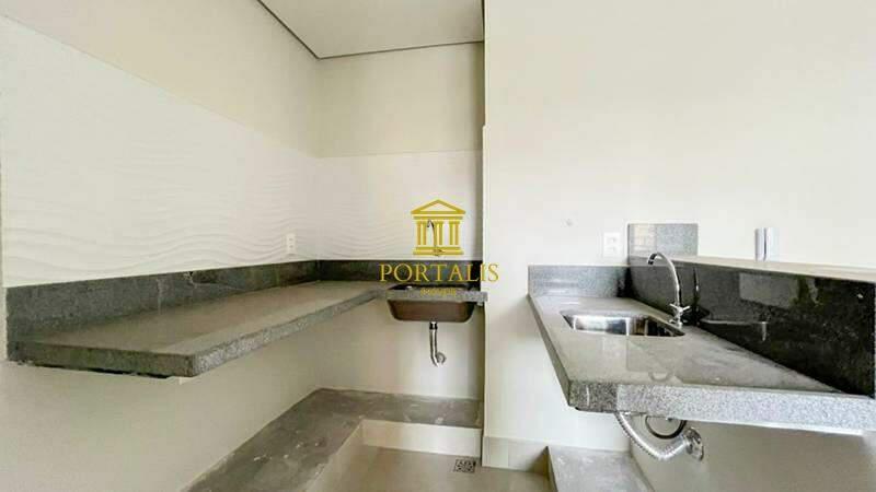 Apartamento, Centro, 2 Quartos, 0 Vaga, 1 Suíte