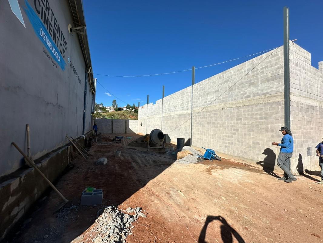 Galpão, Parque das Américas, 0 Quarto, 0 Vaga