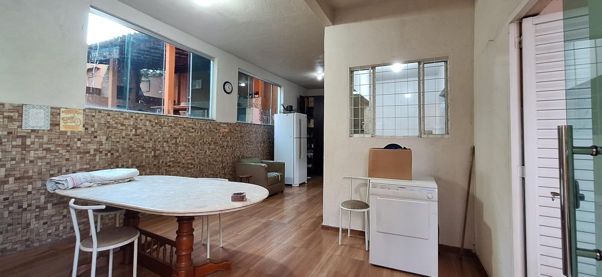 Casa, Sagrada Família, 4 Quartos, 2 Vagas, 2 Suítes