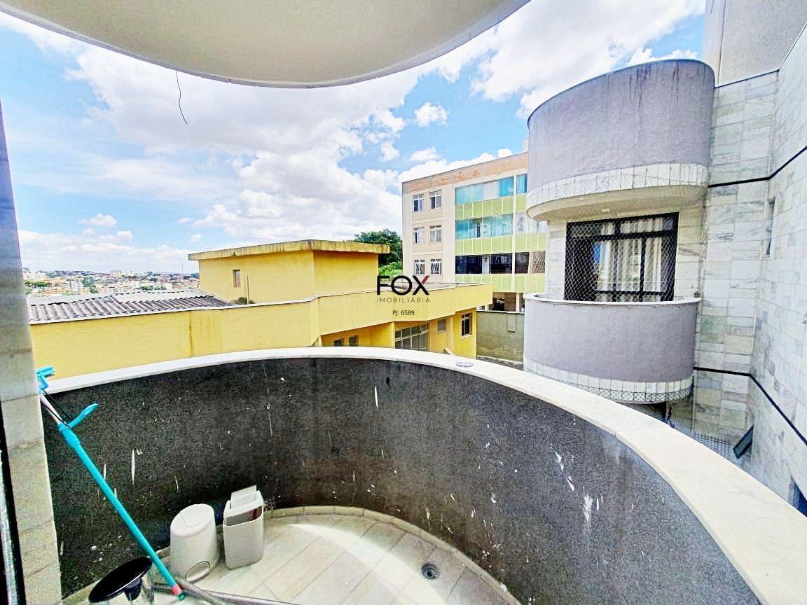 Cobertura, Estoril, 4 Quartos, 3 Vagas, 1 Suíte