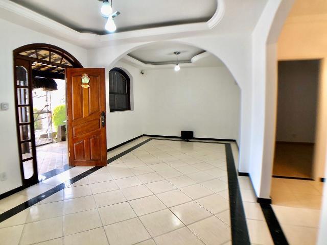 Casa, Parque Turistas, 3 Quartos, 6 Vagas, 1 Suíte
