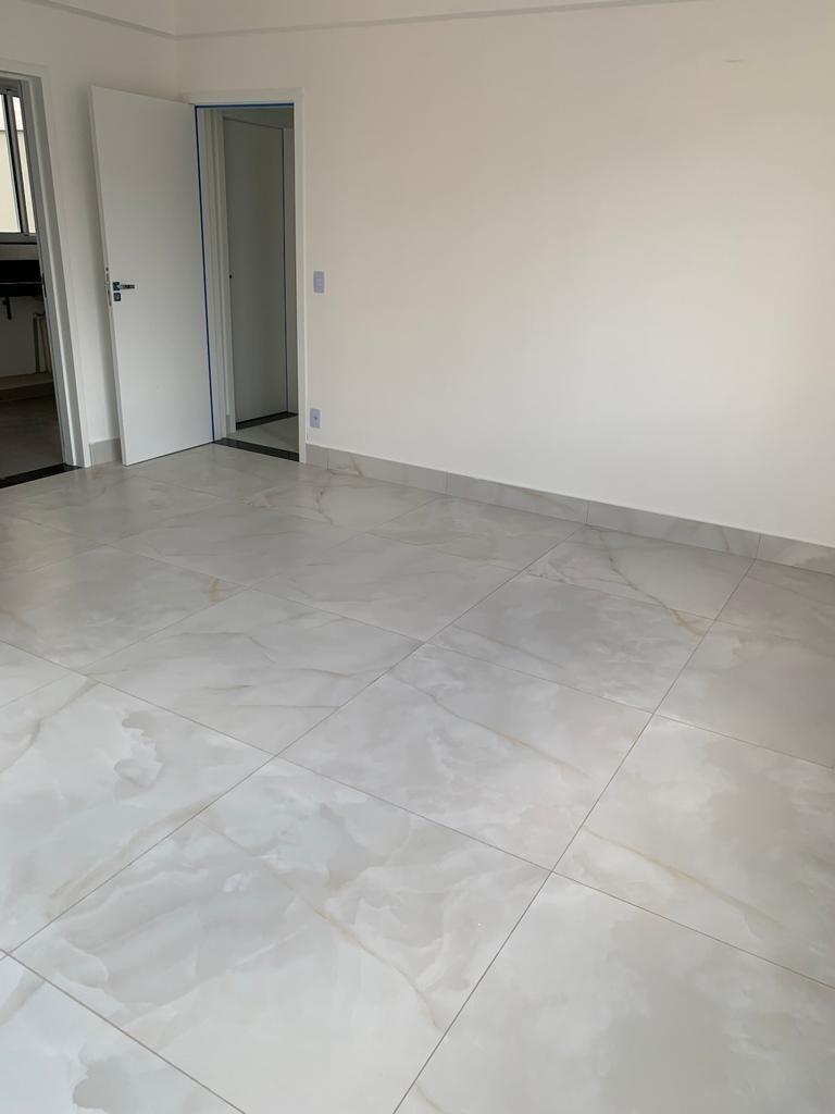 Apartamento, União, 4 Quartos, 3 Vagas, 2 Suítes