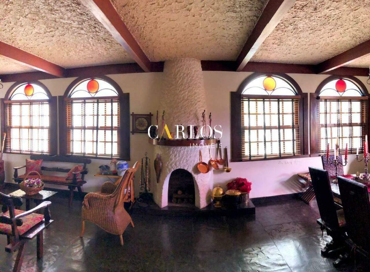 Casa Comercial, Santa Lúcia, 4 Quartos, 3 Vagas, 2 Suítes