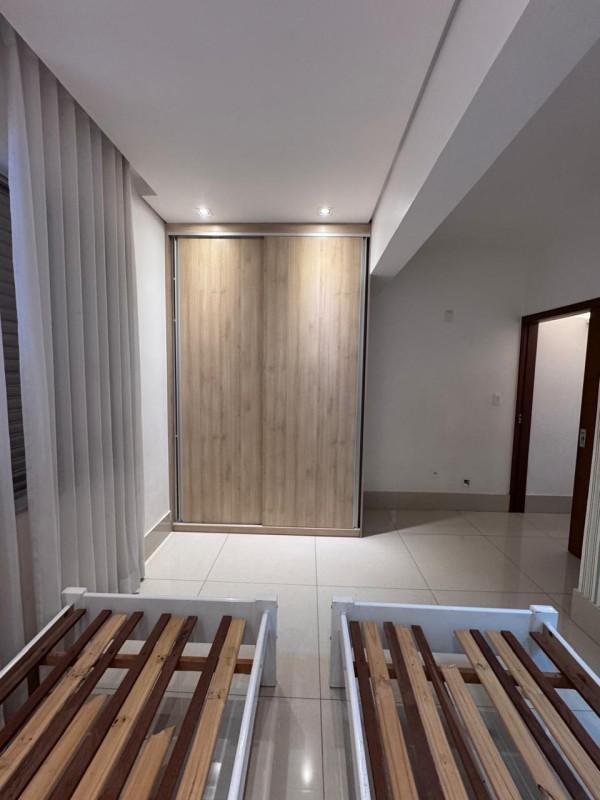 Casa, Fernão Dias, 5 Quartos, 4 Vagas, 5 Suítes