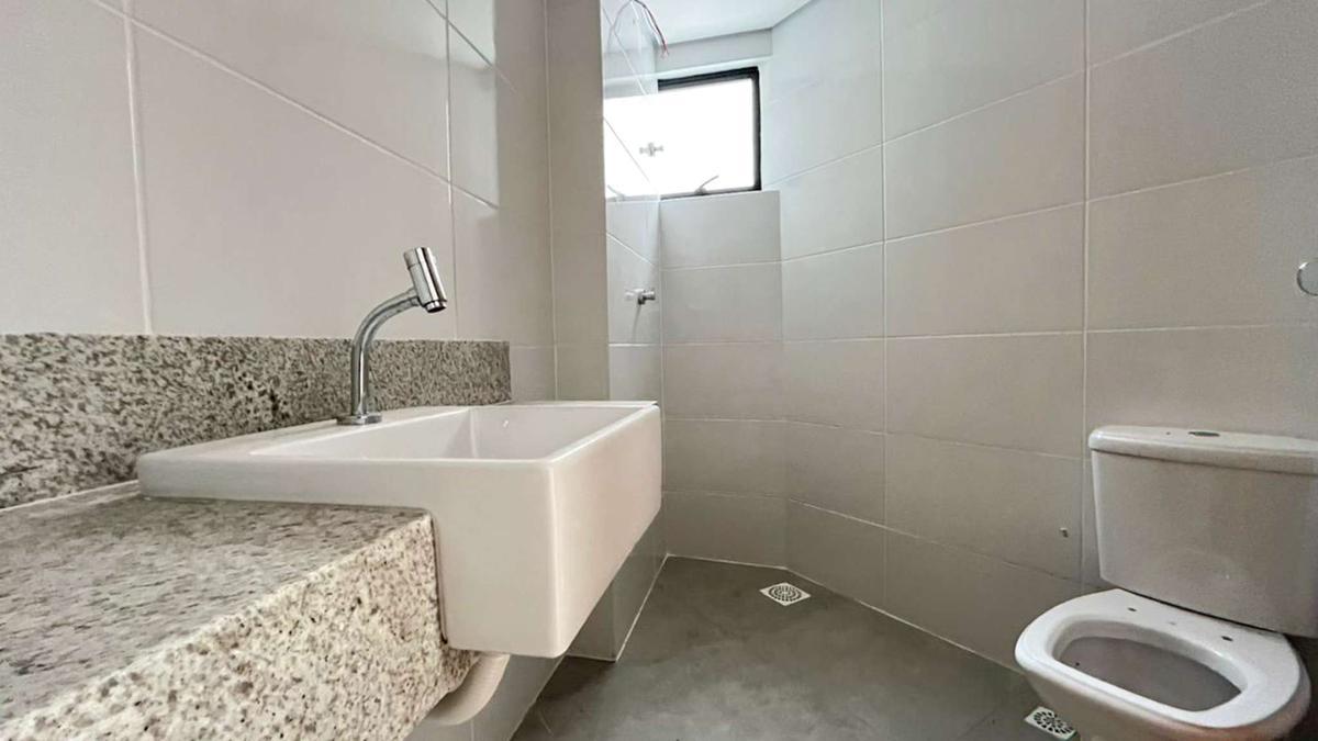 Apartamento, Funcionários, 2 Quartos, 1 Vaga, 1 Suíte