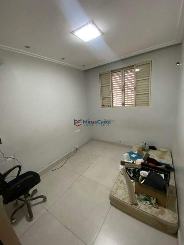 Casa, Santa Maria, 4 Quartos, 3 Vagas, 3 Suítes