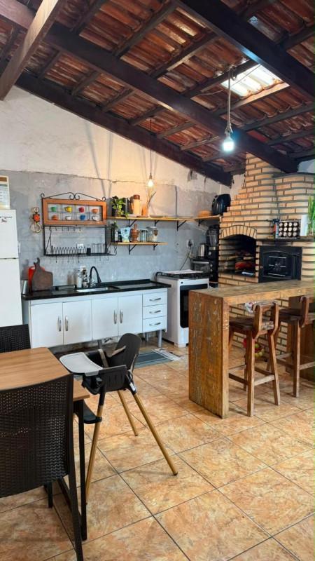 Casa, Centro, 3 Quartos, 2 Vagas, 1 Suíte
