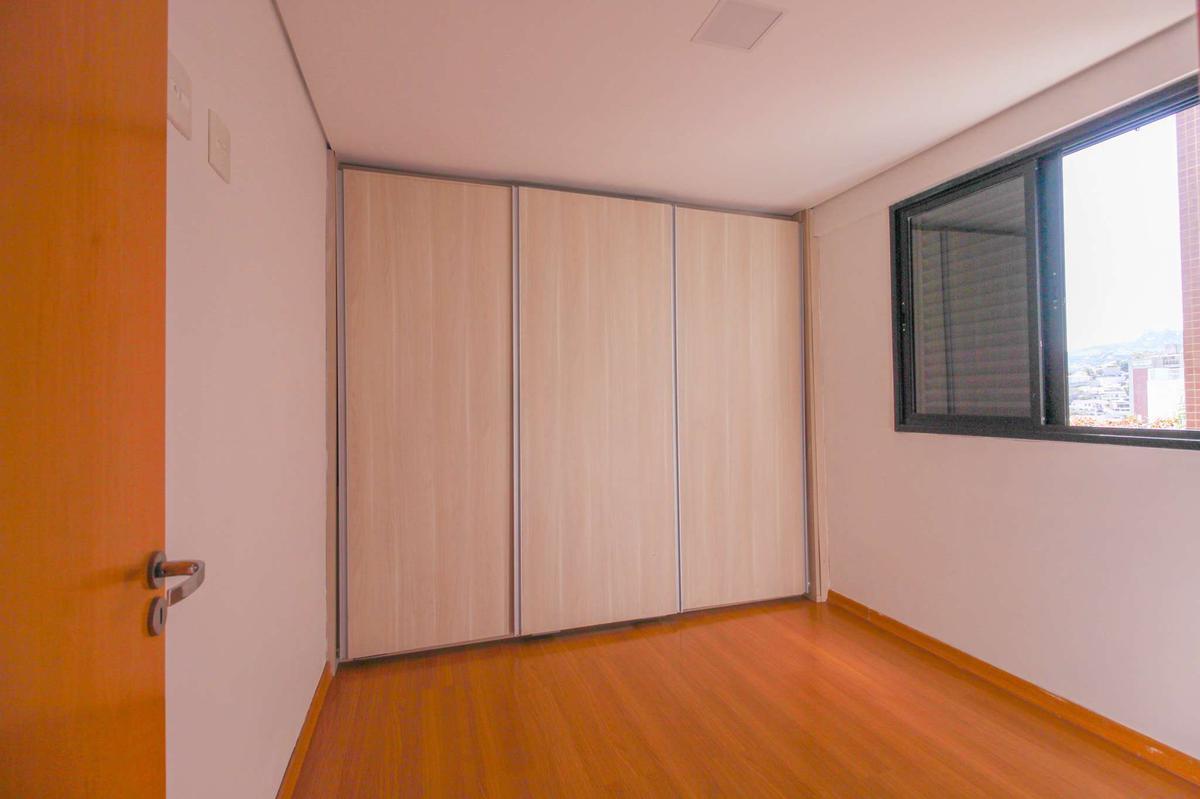 Cobertura, Sion, 2 Quartos, 1 Vaga, 1 Suíte