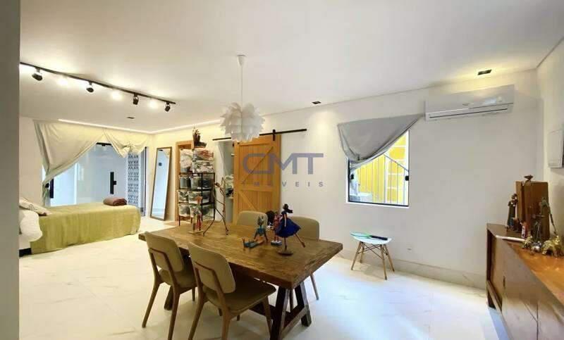 Casa, Lourdes, 3 Quartos, 0 Vaga, 1 Suíte