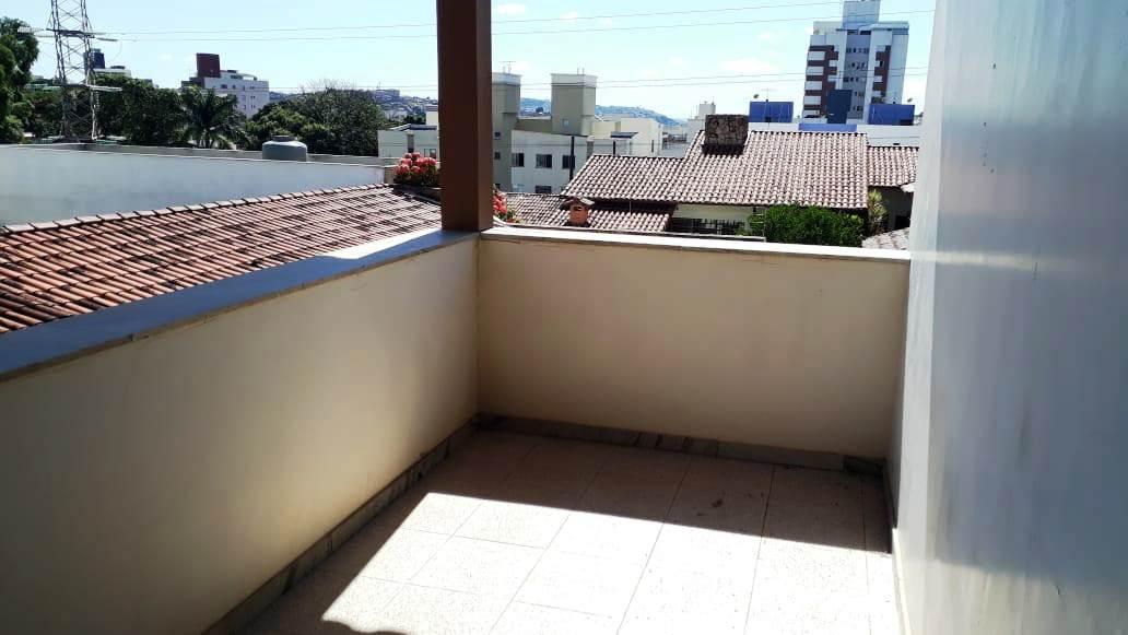 Casa Comercial, Palmares, 6 Vagas