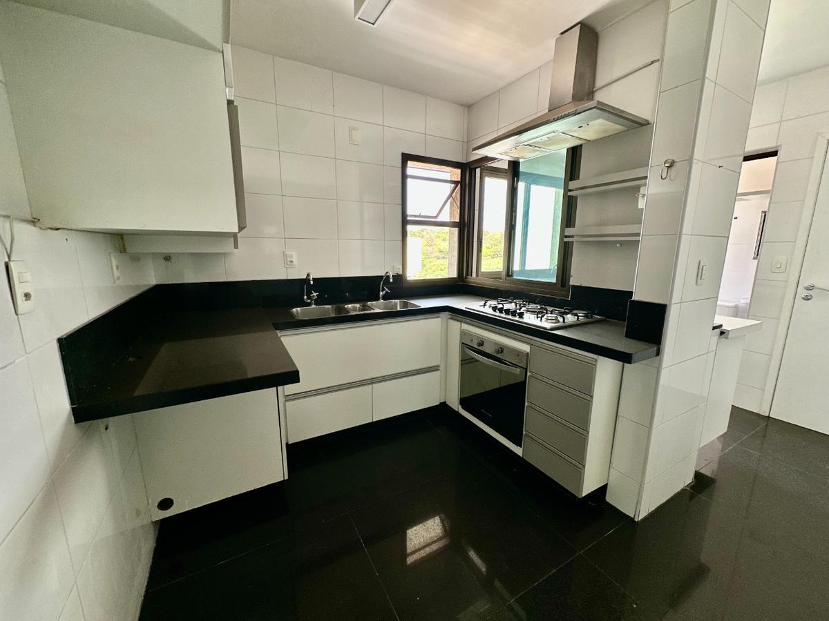 Apartamento, São José, 4 Quartos, 3 Vagas, 3 Suítes