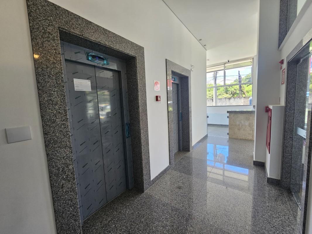 Andar, Estoril, 1 Quarto, 5 Vagas