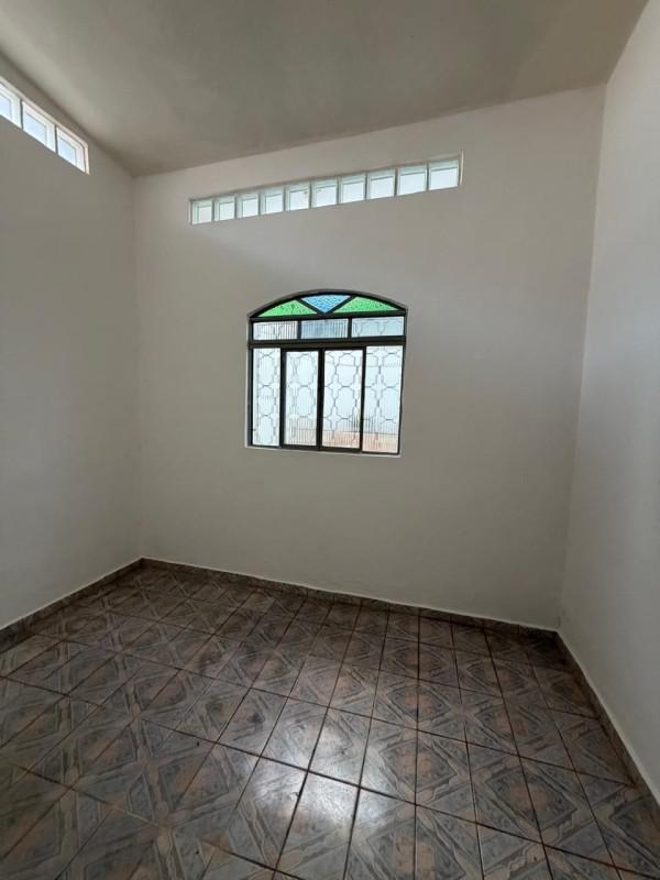 Casa, Três Barras, 2 Quartos, 0 Vaga