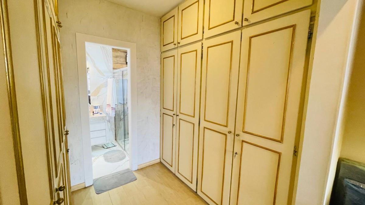 Apartamento, Funcionários, 4 Quartos, 2 Vagas, 1 Suíte