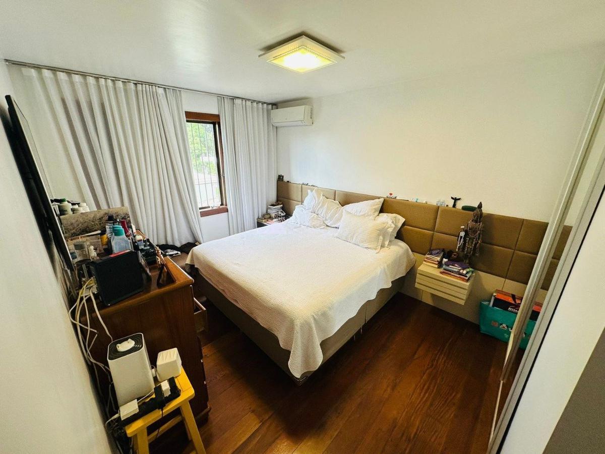 Casa, São Luiz (pampulha), 4 Quartos, 7 Vagas, 2 Suítes