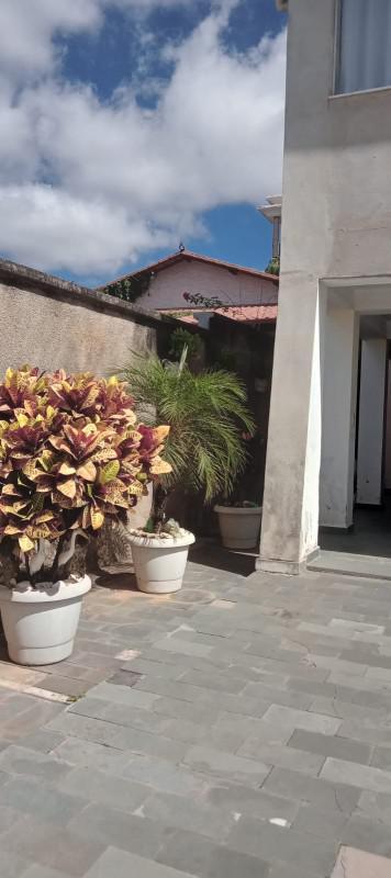 Casa, Camargos, 3 Quartos, 4 Vagas, 1 Suíte