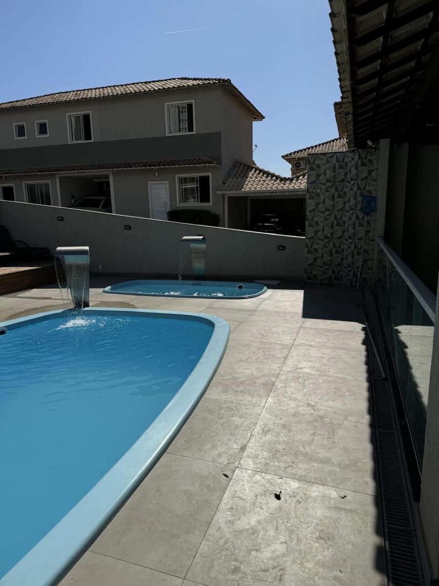 Casa, Castelo, 3 Quartos, 2 Vagas, 1 Suíte