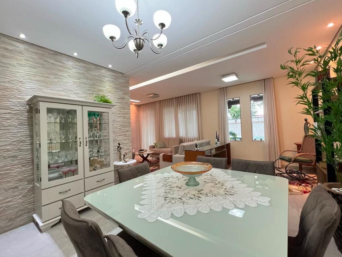 Casa, Glória, 4 Quartos, 3 Vagas, 1 Suíte