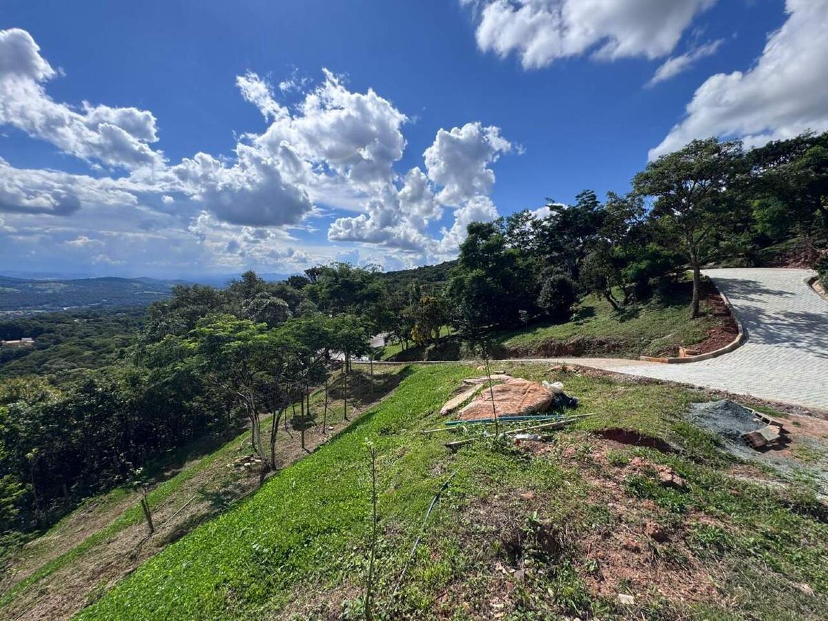 Lote, Retiro do Chalé, 0 Quarto, 0 Vaga