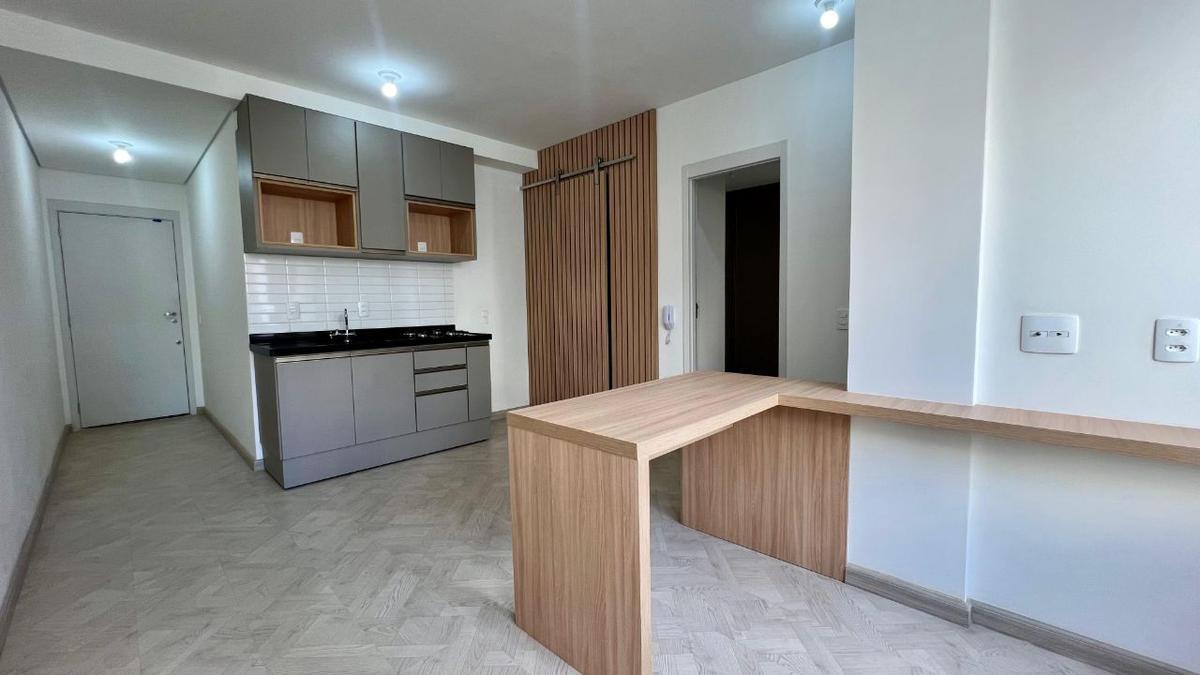 Apartamento, Centro, 2 Quartos, 1 Vaga