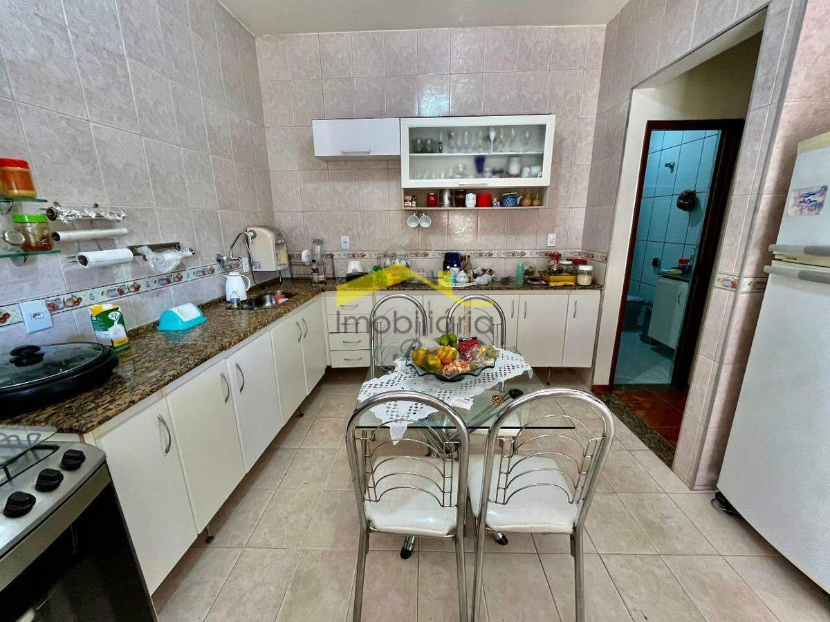 Casa, Buritis, 4 Quartos