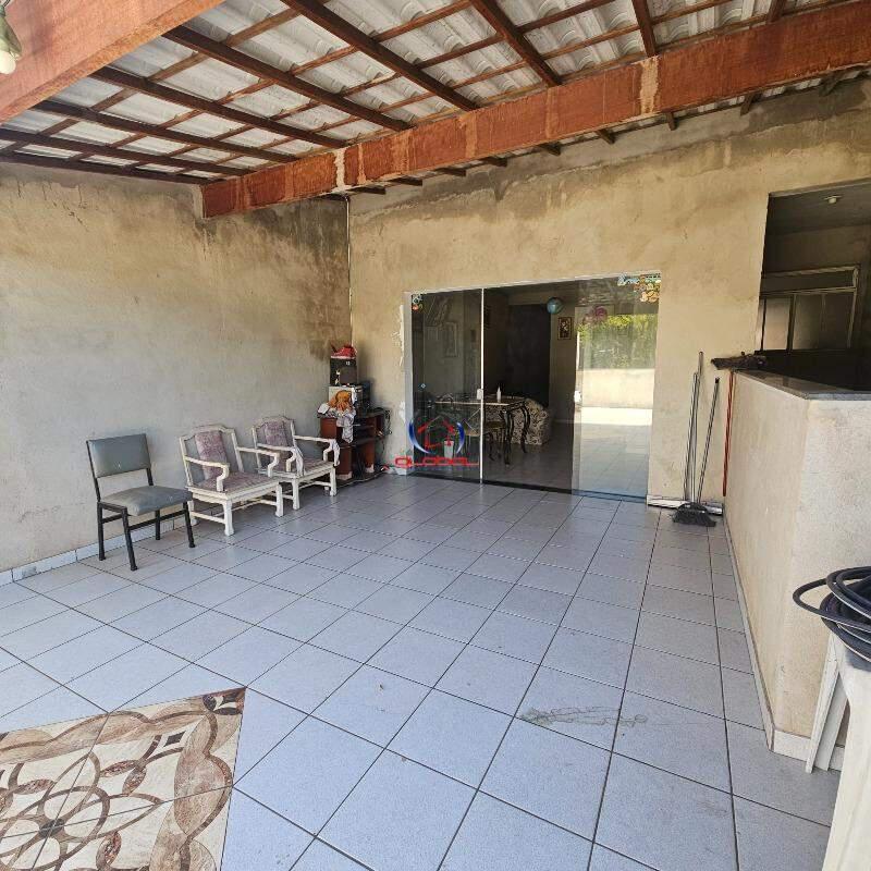 Casa, Céu Azul, 3 Quartos, 6 Vagas, 2 Suítes