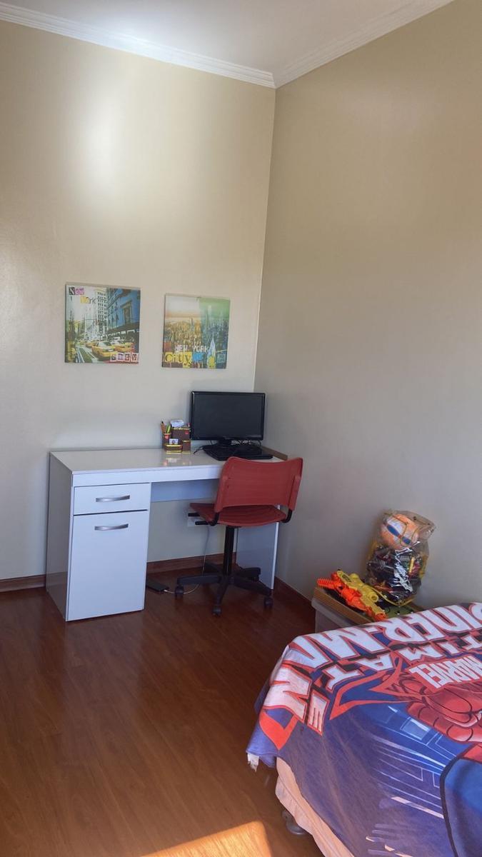 Casa, Arvoredo, 4 Quartos, 3 Vagas, 1 Suíte