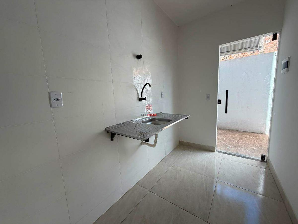 Casa, Novo Barreirinho, 3 Quartos, 1 Vaga, 1 Suíte