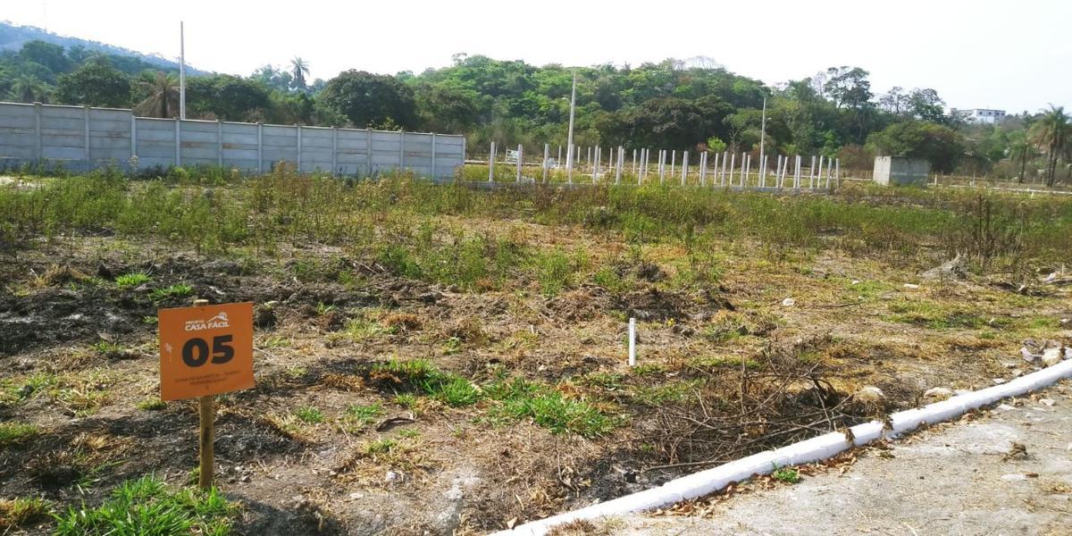 Lote, São José, 0 Quarto, 4 Vagas