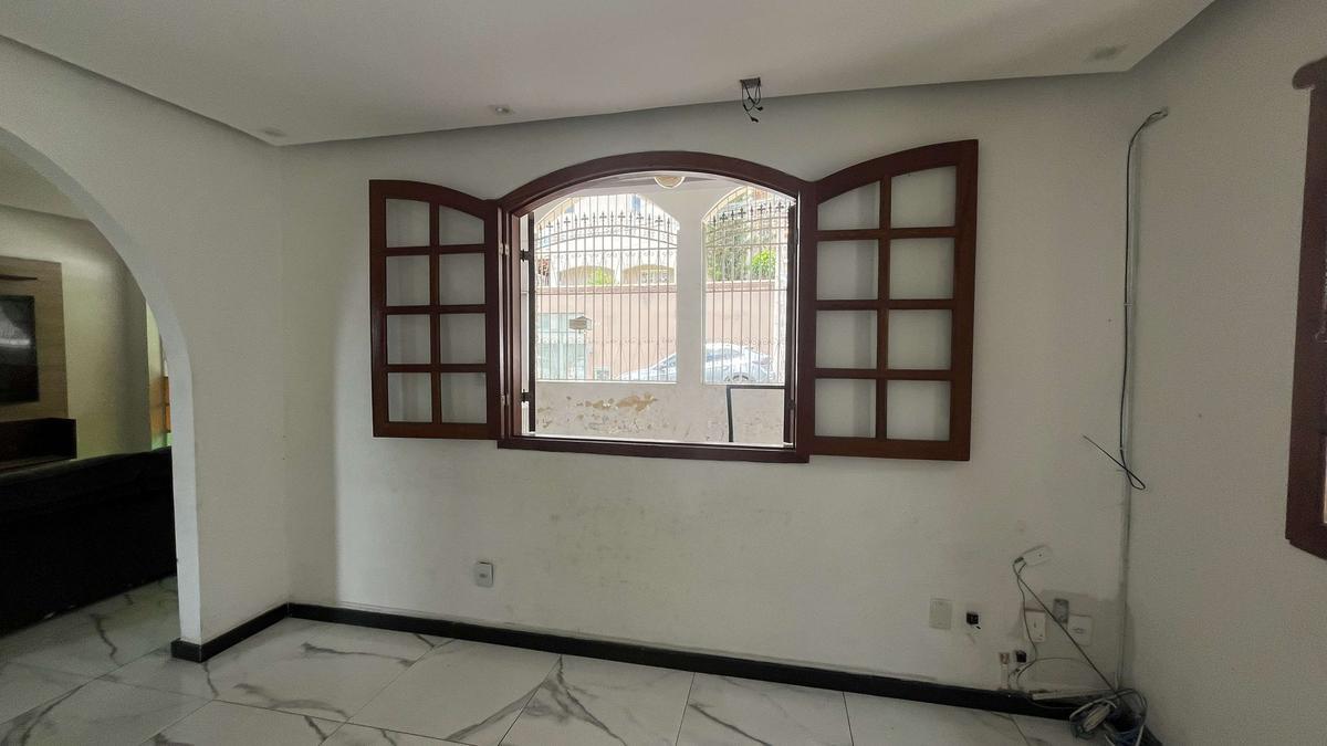 Casa, Alípio de Melo, 4 Quartos, 3 Vagas, 2 Suítes