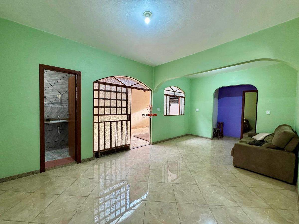 Casa, Diamante, 5 Quartos, 6 Vagas, 1 Suíte