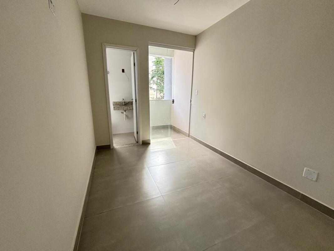 Casa, Planalto, 3 Quartos, 1 Vaga, 2 Suítes