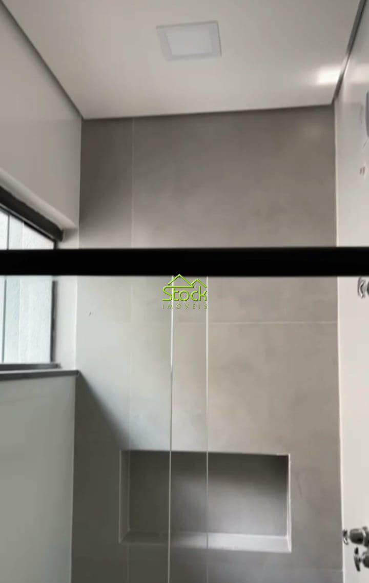 Casa, Jardim Imperial, 3 Quartos, 2 Vagas, 1 Suíte