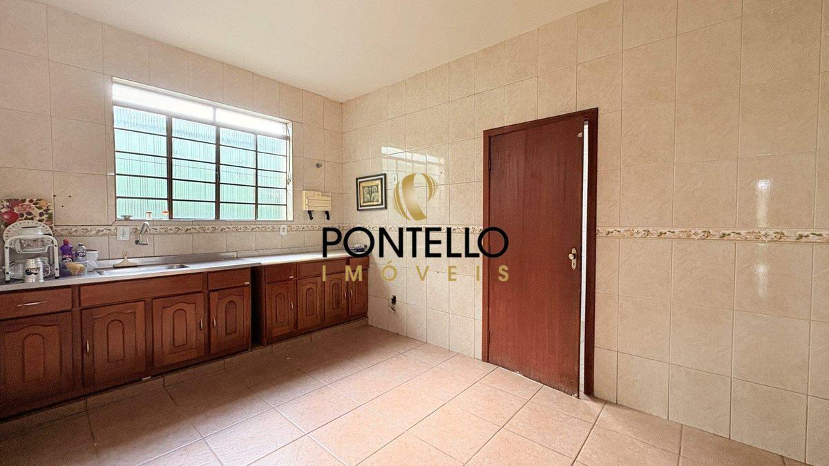 Casa, Santa Mônica, 4 Quartos, 3 Vagas