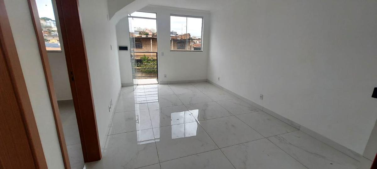 Casa, Santa Cruz, 2 Quartos, 1 Vaga