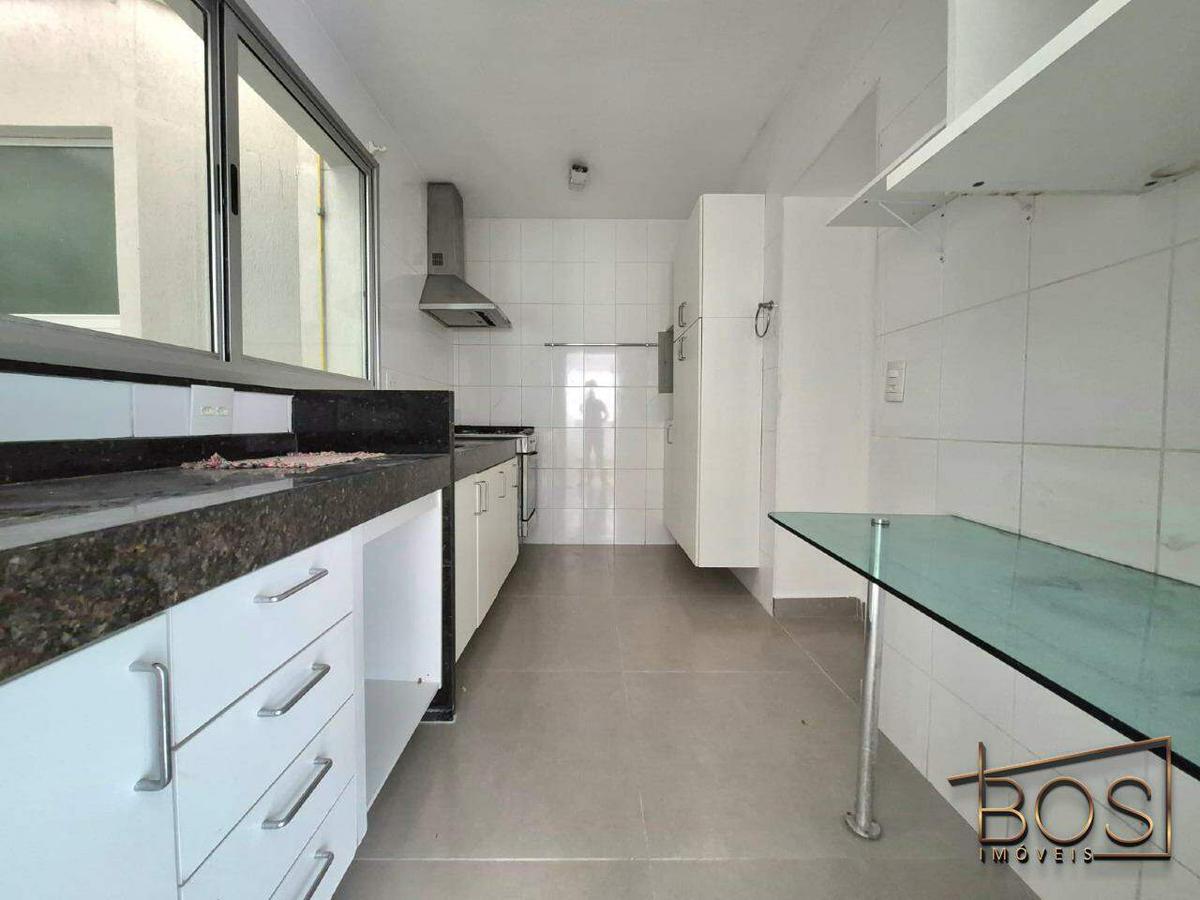 Apartamento, Coração de Jesus, 3 Quartos, 3 Vagas, 1 Suíte