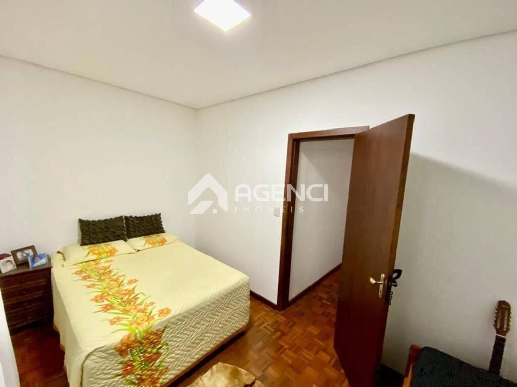 Casa, Parque Xangri-lá, 4 Quartos, 0 Vaga, 1 Suíte