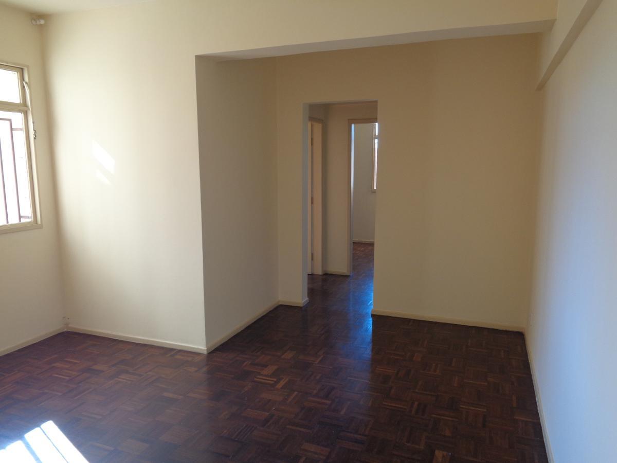 Apartamento, Floresta, 2 Quartos, 1 Vaga