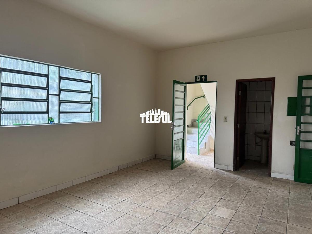 Galpão, Rezende, 0 Quarto, 0 Vaga