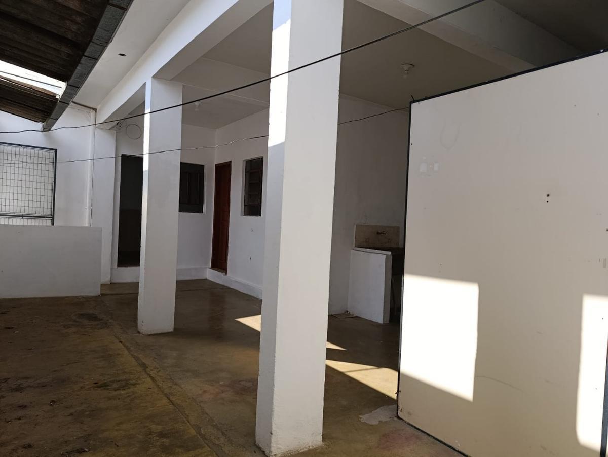 Casa, Jardim Montanhês, 1 Quarto, 0 Vaga
