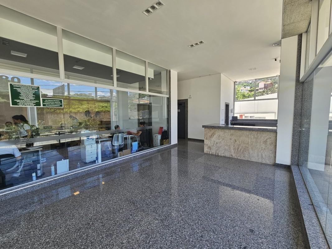 Andar, Estoril, 1 Quarto, 5 Vagas