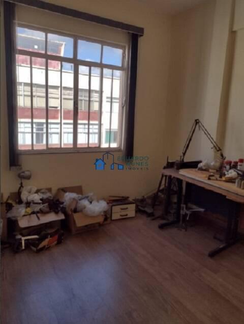 Apartamento, Centro, 3 Quartos, 0 Vaga, 1 Suíte