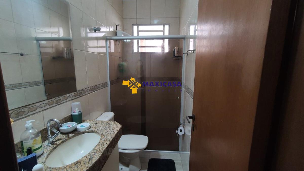 Casa, Serrano, 3 Quartos, 2 Vagas, 1 Suíte