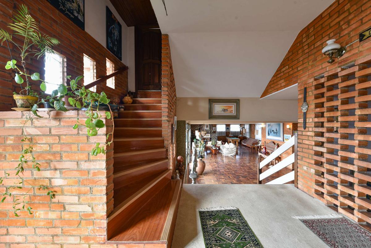 Casa, Santa Lúcia, 5 Quartos, 4 Vagas, 3 Suítes