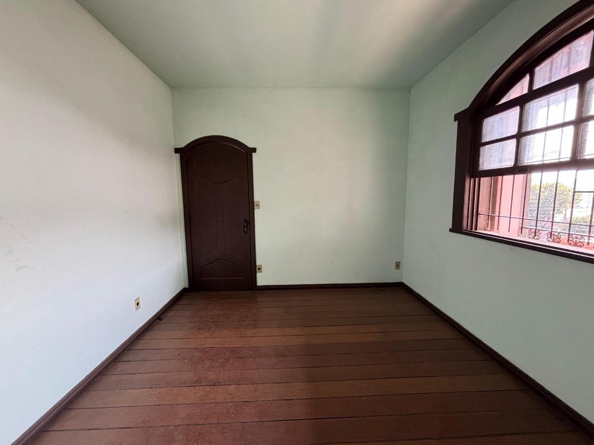 Casa, Carlos Prates, 6 Quartos, 2 Vagas